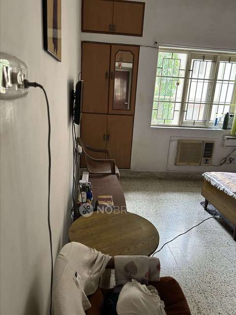 PG for Girls in Adyar