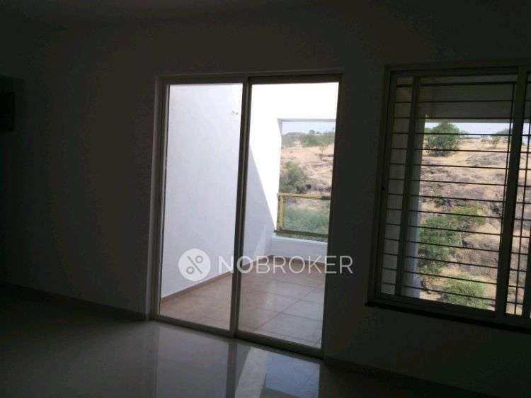 2 BHK Flat In Ganga Hill Shire Phase 1 For Sale  In Wagholi