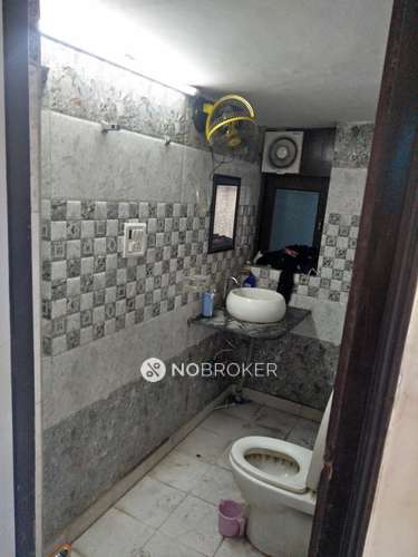 4+ BHK Flat In Meena Sadan  For Sale  In Jawahar Nagar