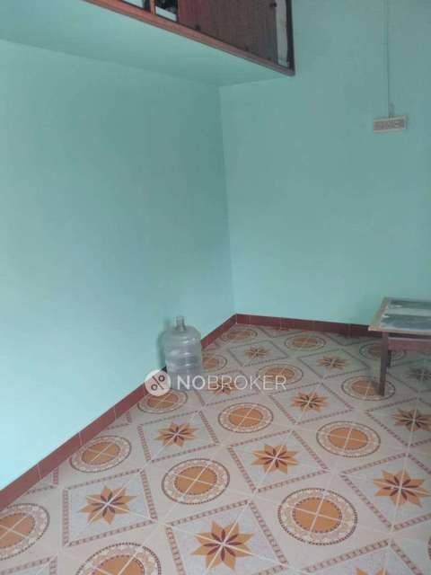 2 BHK Flat In Jai Maruthi Flats For Sale  In Arumbakkam