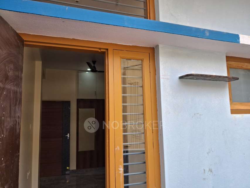 2 BHK Flat In Vinayaka Nilaya  for Rent  In Rajaji Nagar