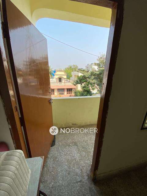 2 BHK Flat In Jaganidi Building For Sale  In Rasoolpura