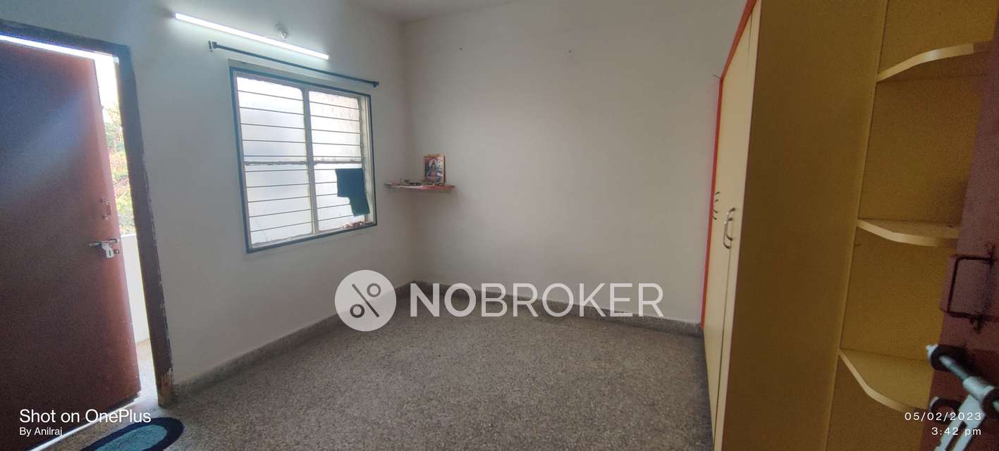 2 BHK Flat In Jaganidi Building For Sale  In Rasoolpura