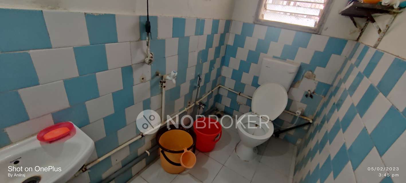 2 BHK Flat In Jaganidi Building For Sale  In Rasoolpura