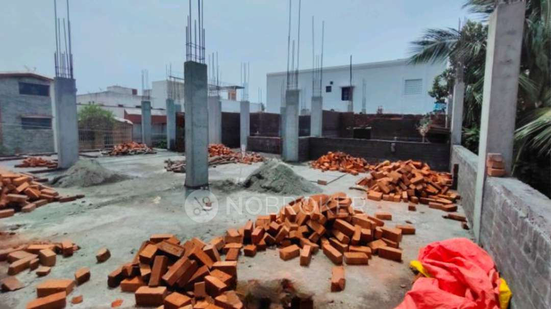 3 BHK Flat In Srk  For Sale  In Camp Road Junction