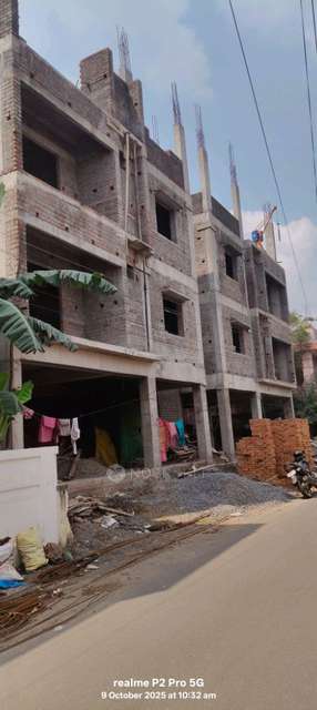 3 BHK Flat In Srk  For Sale  In Camp Road Junction