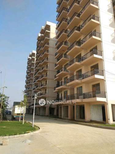 2 BHK Flat In Pareena Laxmi Apartments for Rent  In Sector-99a