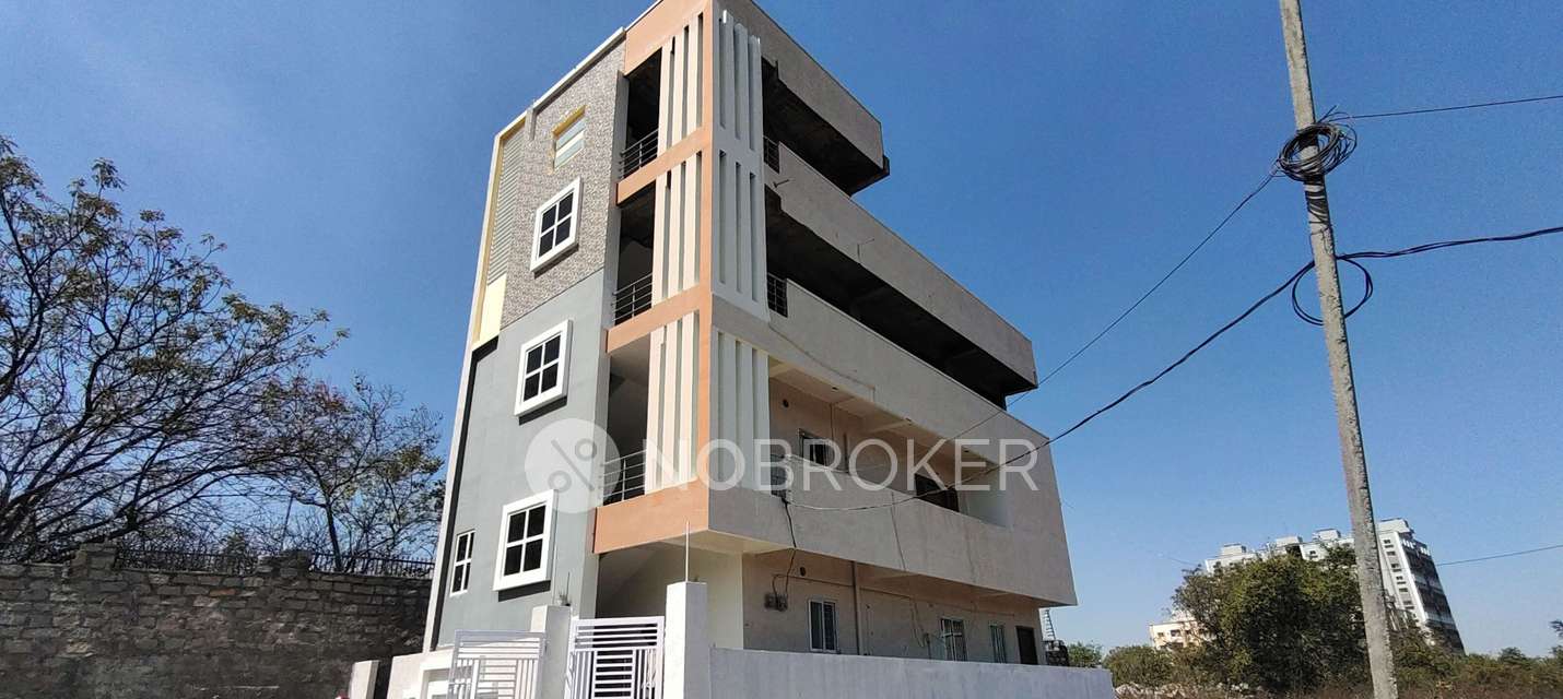 4+ BHK House For Sale  In Gajularamaram