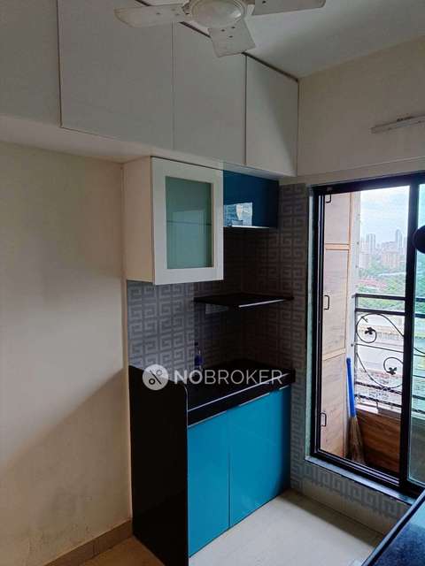 1 BHK Flat In Greenfield Hsg Society For Sale  In Lower Parel East