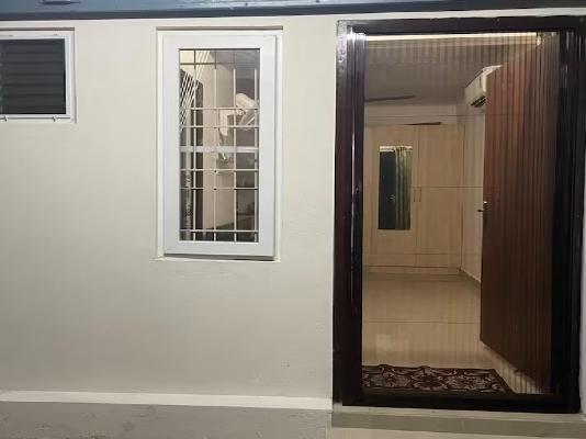 1 RK Flat In Temple View Apartments for Rent  In Thiruvanmiyur