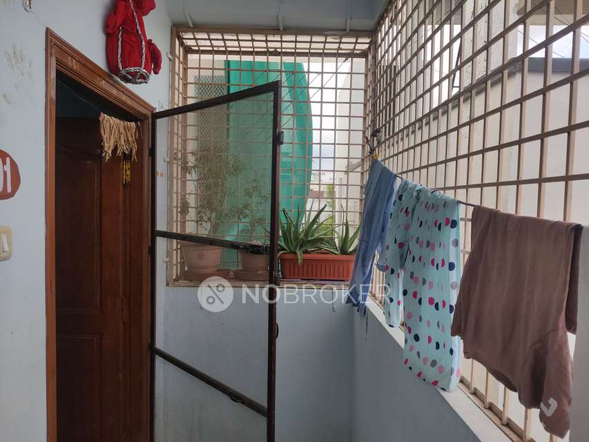 2 BHK Flat In Standalone For Sale  In Medipally
