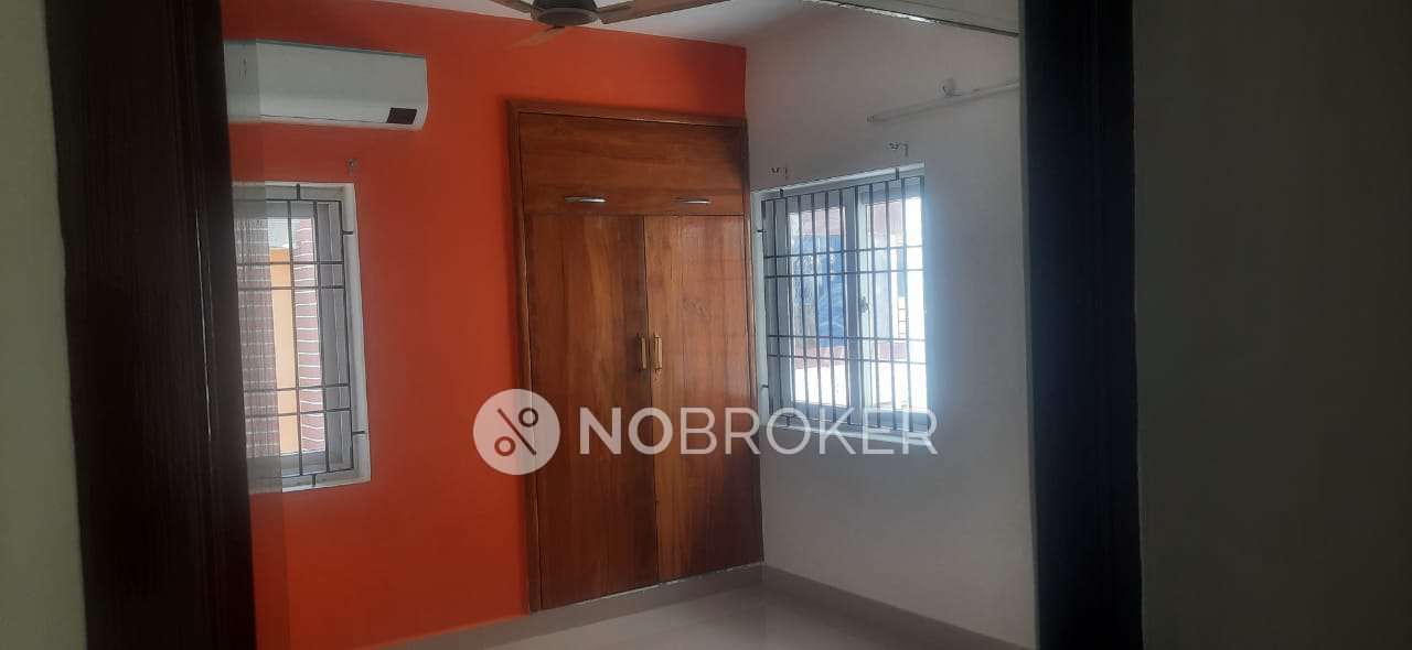 2 BHK Flat In Vaikund Sundaram for Rent  In Goregaon West