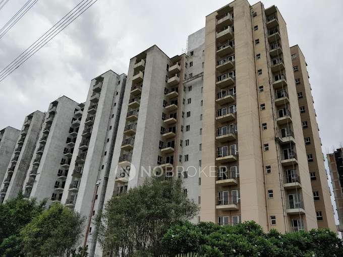 2 BHK Flat In Unitech Vista, Sector 70 For Sale  In Sector 70