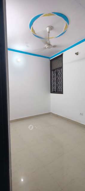 2 BHK Flat In Rwa 134 D1  For Sale  In Begumpur 