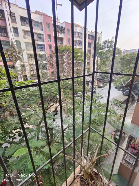 2 BHK Flat In Brahamand Phase 6 Chs For Sale  In Thane West