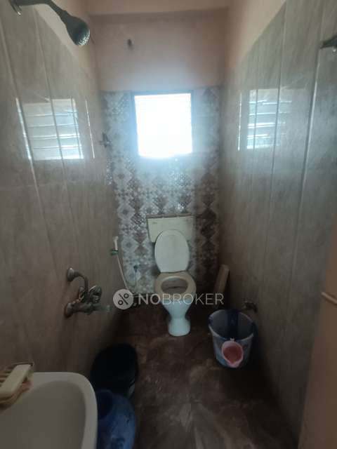 2 BHK Flat In Asirvath Villa For Sale  In Thoraipakkam