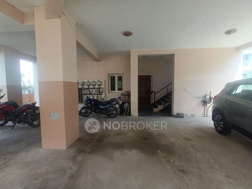2 BHK Flat In Asirvath Villa For Sale  In Thoraipakkam