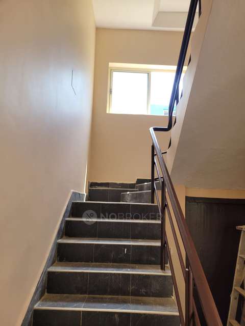 2 BHK Flat In Asirvath Villa For Sale  In Thoraipakkam