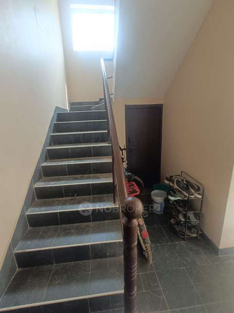 2 BHK Flat In Asirvath Villa For Sale  In Thoraipakkam