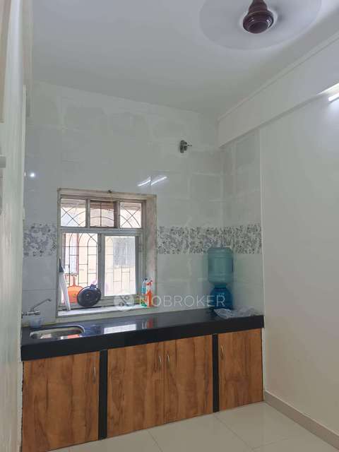 1 BHK Flat In Dhake Nagar Building for Rent  In Andheri West