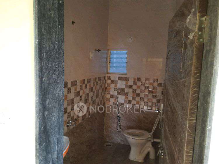 4+ BHK Flat For Sale  In Fursungi