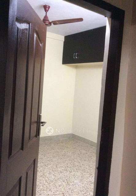 2 BHK Flat In Adthiya Apartment For Sale  In Thiruvanmiyur