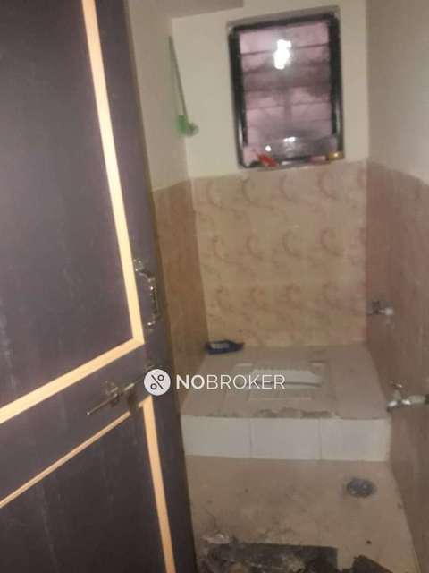 1 RK Flat In Standalone Building for Rent In Kharadi