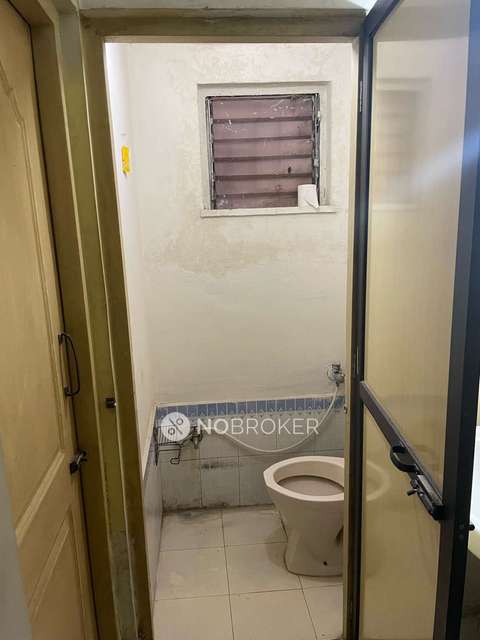 2 BHK Flat In Dreamland Chs Dahisar For Sale  In Dahisar East