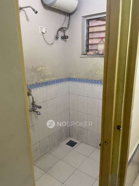 2 BHK Flat In Dreamland Chs Dahisar For Sale  In Dahisar East