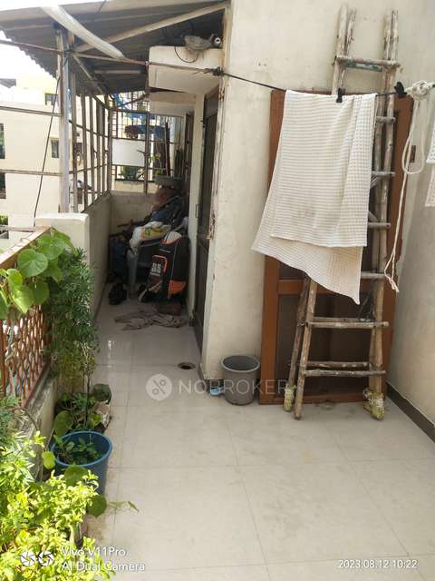 2 BHK Flat In  Dda Mig Flats  For Sale  In Dilshad Garden