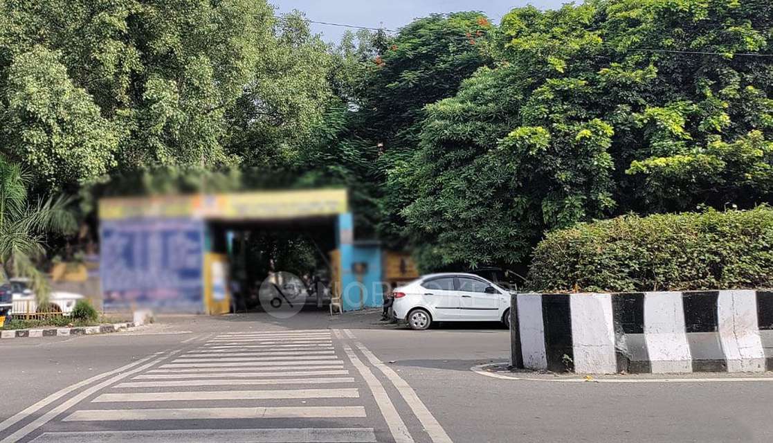 2 BHK Flat In  Dda Mig Flats  For Sale  In Dilshad Garden