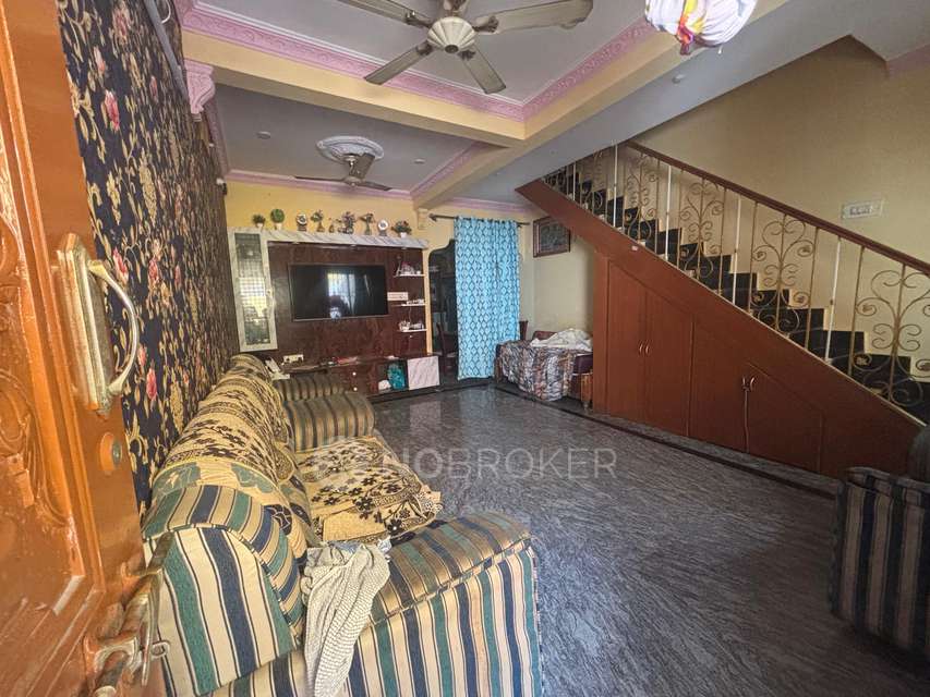 4+ BHK House For Sale  In Neelasandra