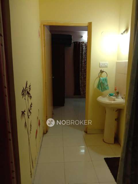 2 BHK Flat In Mahaveer Tuscan Apartments For Sale  In Hoodi