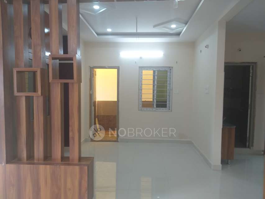 2 BHK Flat In Svs Swathi Residency  For Sale  In Bachupally