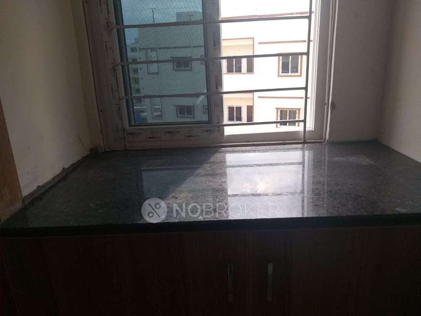 2 BHK Flat In Svs Swathi Residency  For Sale  In Bachupally