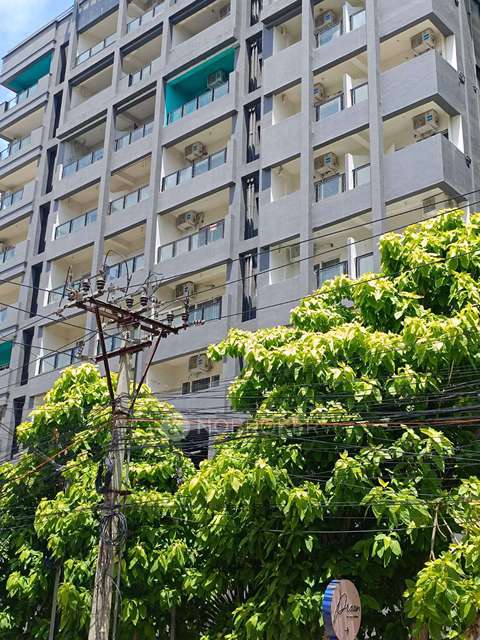 4 BHK Flat In Vijetha Midas Touch Apartments For Sale  In Hitec City