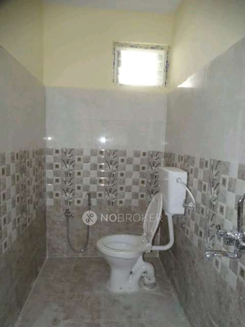 2 BHK Flat In Sai Sudha Apts  For Sale  In Himayatnagar