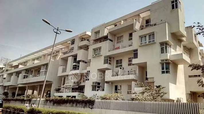 2 BHK Flat In James Court For Sale  In Viman Nagar