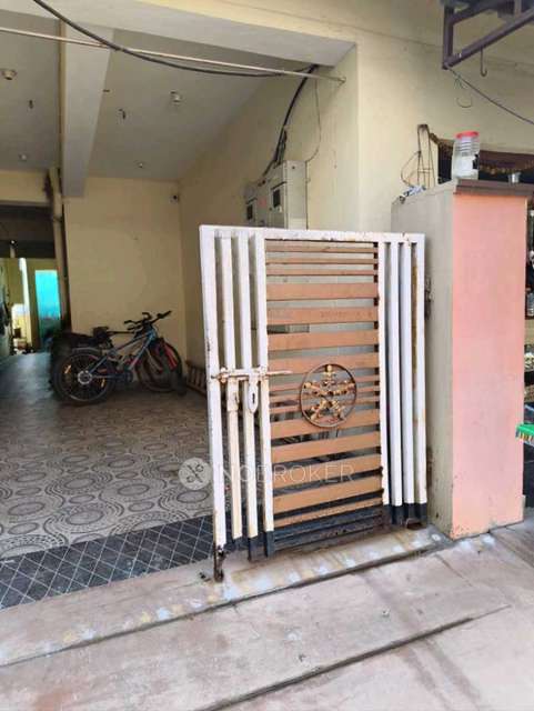 1 BHK Flat In Satndalone Building  for Rent  In Isnapur