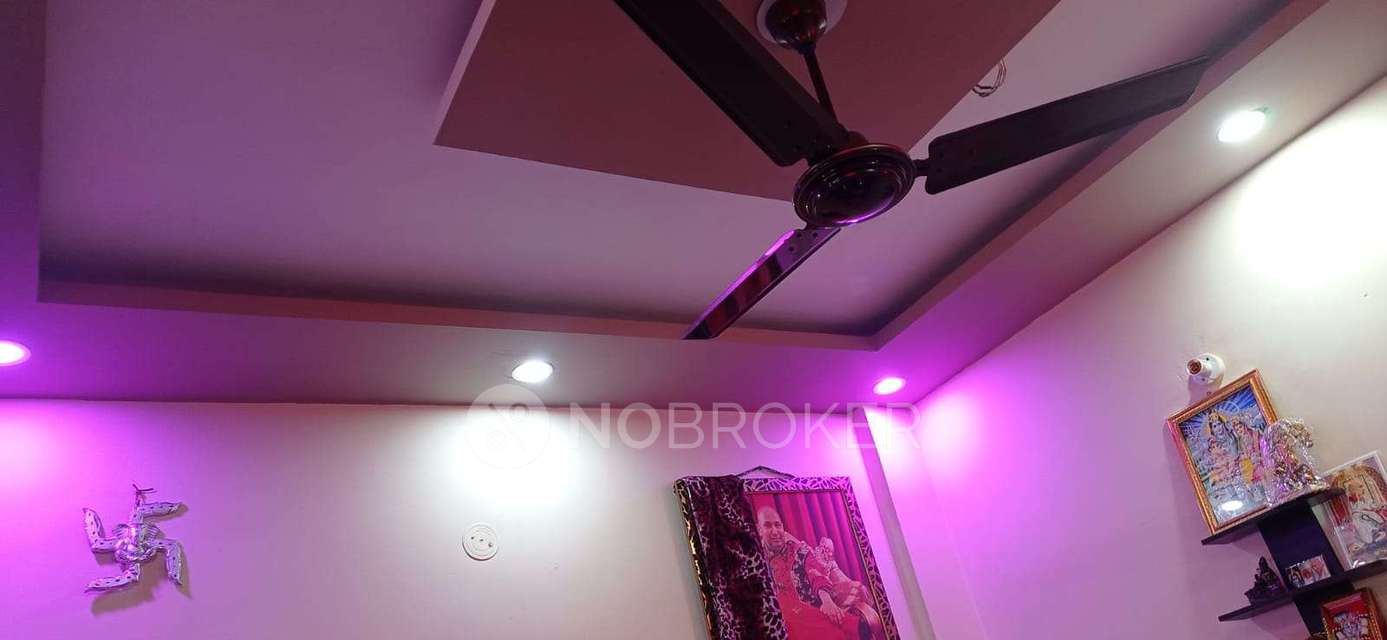 2 BHK Flat In Standalone Building  for Rent  In Moti Nagar