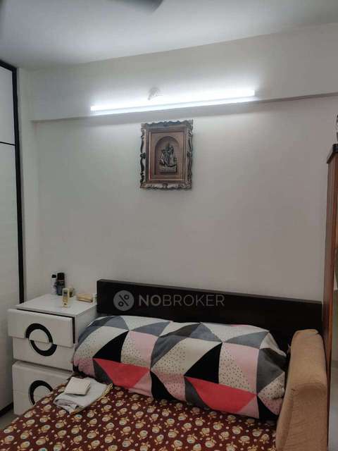 1 BHK Flat In Disha Chs For Sale  In Borivali West