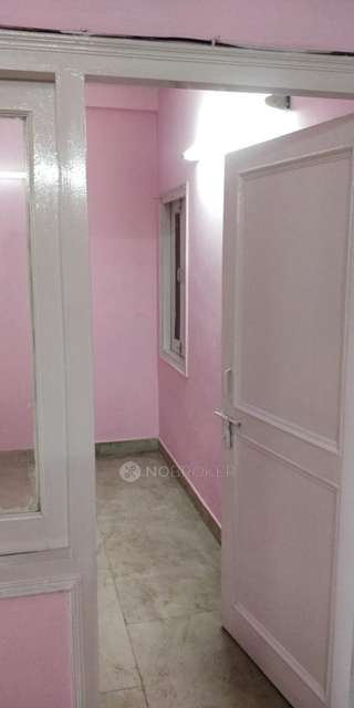 2 BHK Flat For Sale  In Okhla