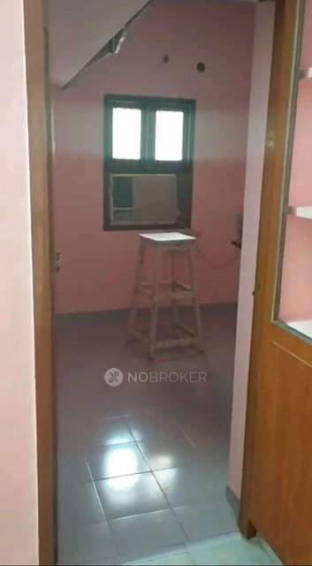 2 BHK Flat In Apartment For Sale  In Porur