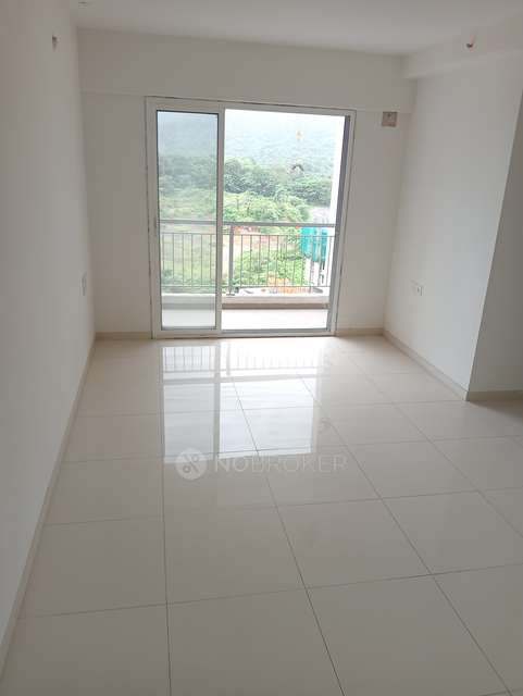2 BHK Flat In Godrej Emerald Vista for Rent  In Ghodbunder Road