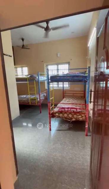 PG for Boys in Madura Madanan Kuppam