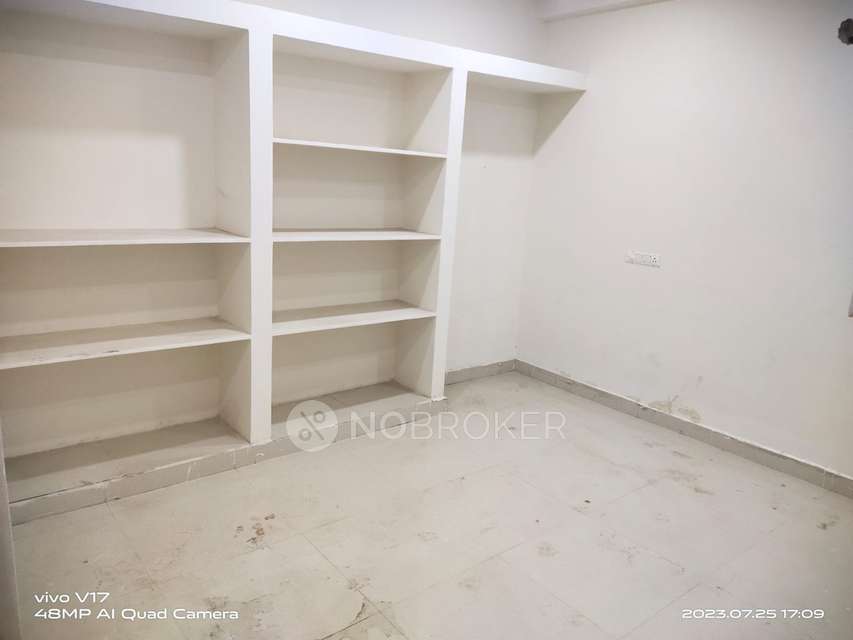 3 BHK Flat In Elite Commercial Building For Sale  In Pragathi Nagar