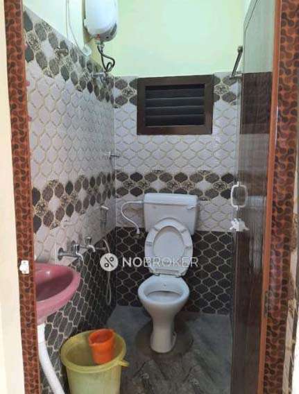 PG for Girls in Gowlidoddy