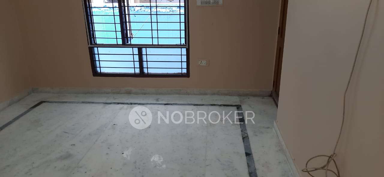 2 BHK Flat In Zakia Pride for Rent  In Banjara Hills