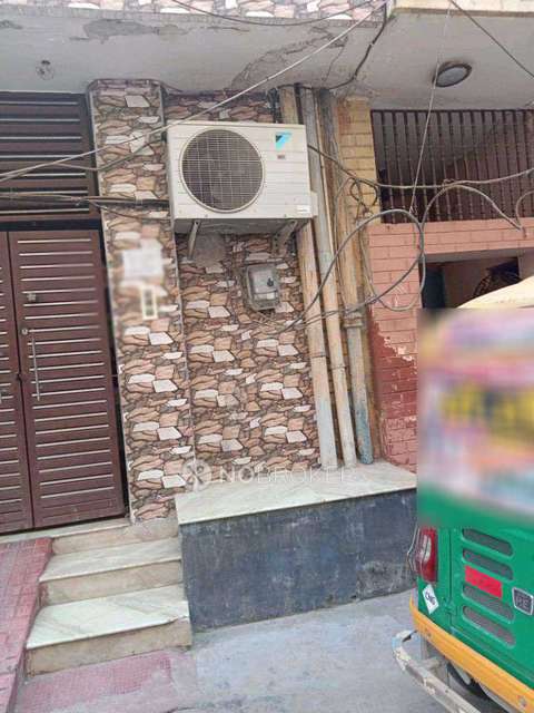2 BHK House for Rent  In  Sector 8