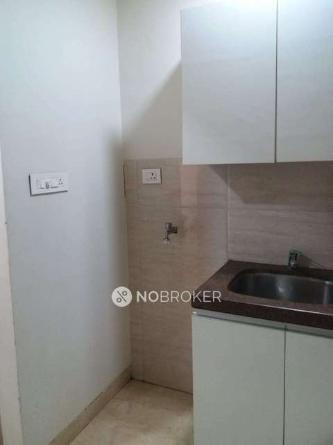 2 BHK Flat In Omkar Meridia For Sale  In Kurla West